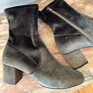 Anthropologie Silent D Velvet Ankle Boots Green